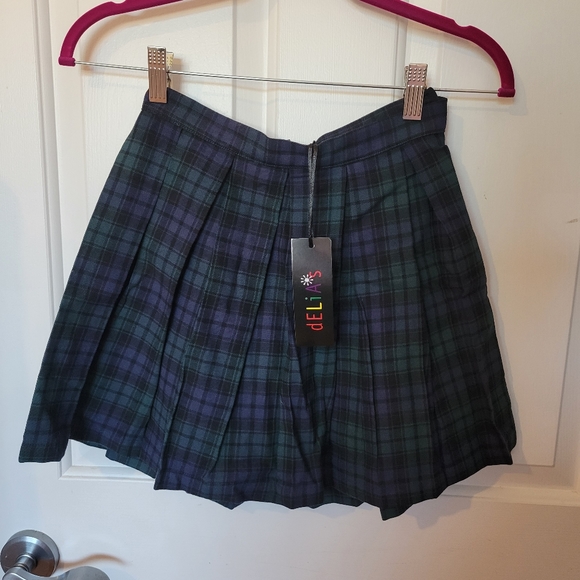 dELiA*s High School Hexes Plaid Pleated Skirt - Picture 4 of 6